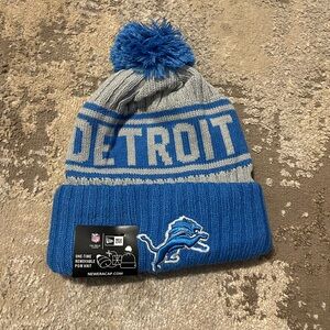 New Era Detroit Lions Blue and Gray Knit Beanie Pom Embroidered NWT NFL Football